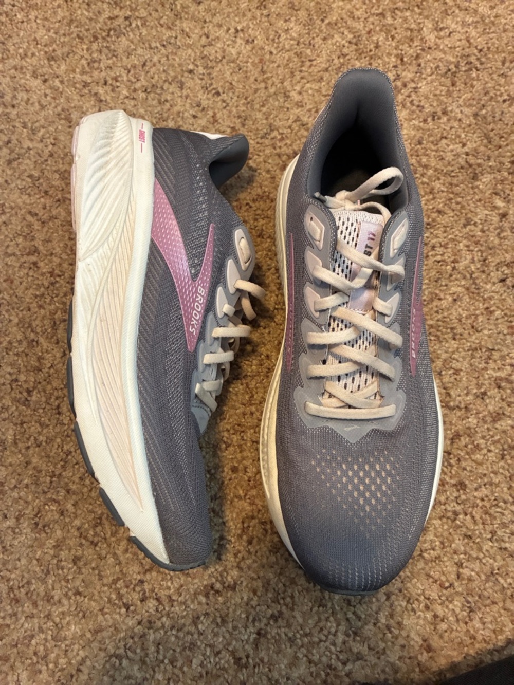 Brooks Ghost 17 Women's Size 11.5  Neutral Cushioned Running Shoes